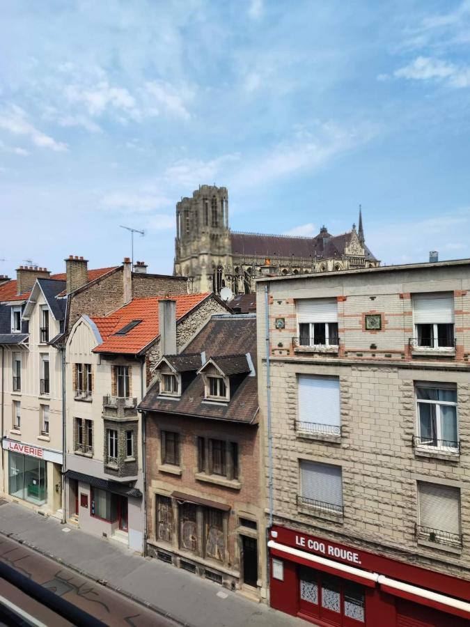 Chez Apolline - Vue Cathedrale - Hyper Centre Ville Reims Luaran gambar